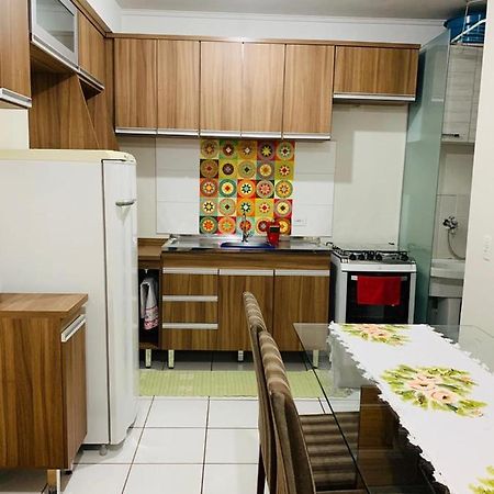 APARTAMENTO INTEIRO COM WiFi 70MB, AR CONDICIONADO, PROXIMO AO ESTADIO DO CAFÉ Londrina Extérieur photo