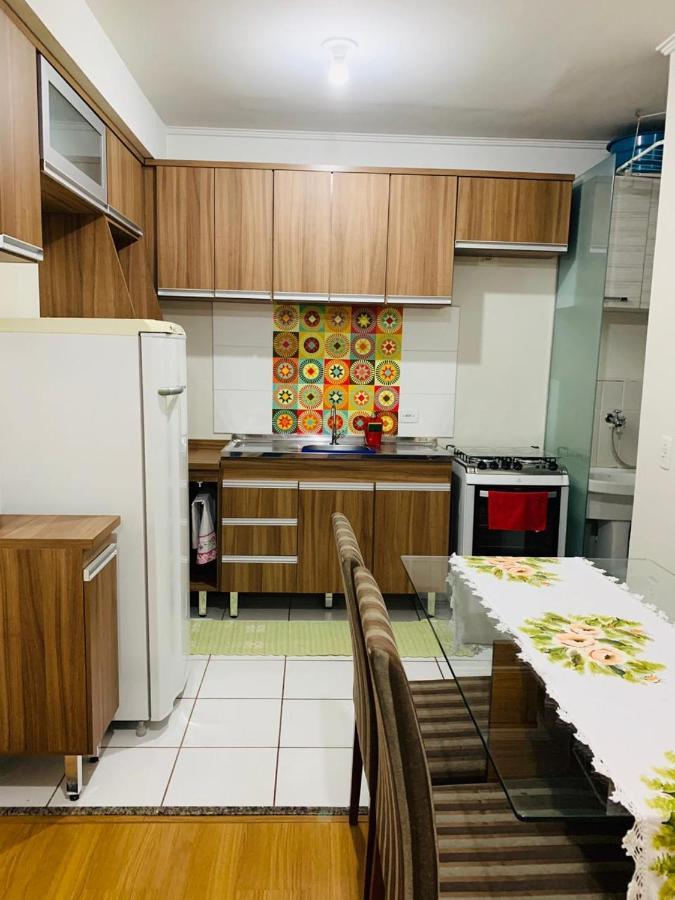 APARTAMENTO INTEIRO COM WiFi 70MB, AR CONDICIONADO, PROXIMO AO ESTADIO DO CAFÉ Londrina Extérieur photo